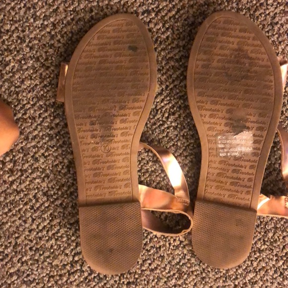 Sandals - Picture 3 of 3